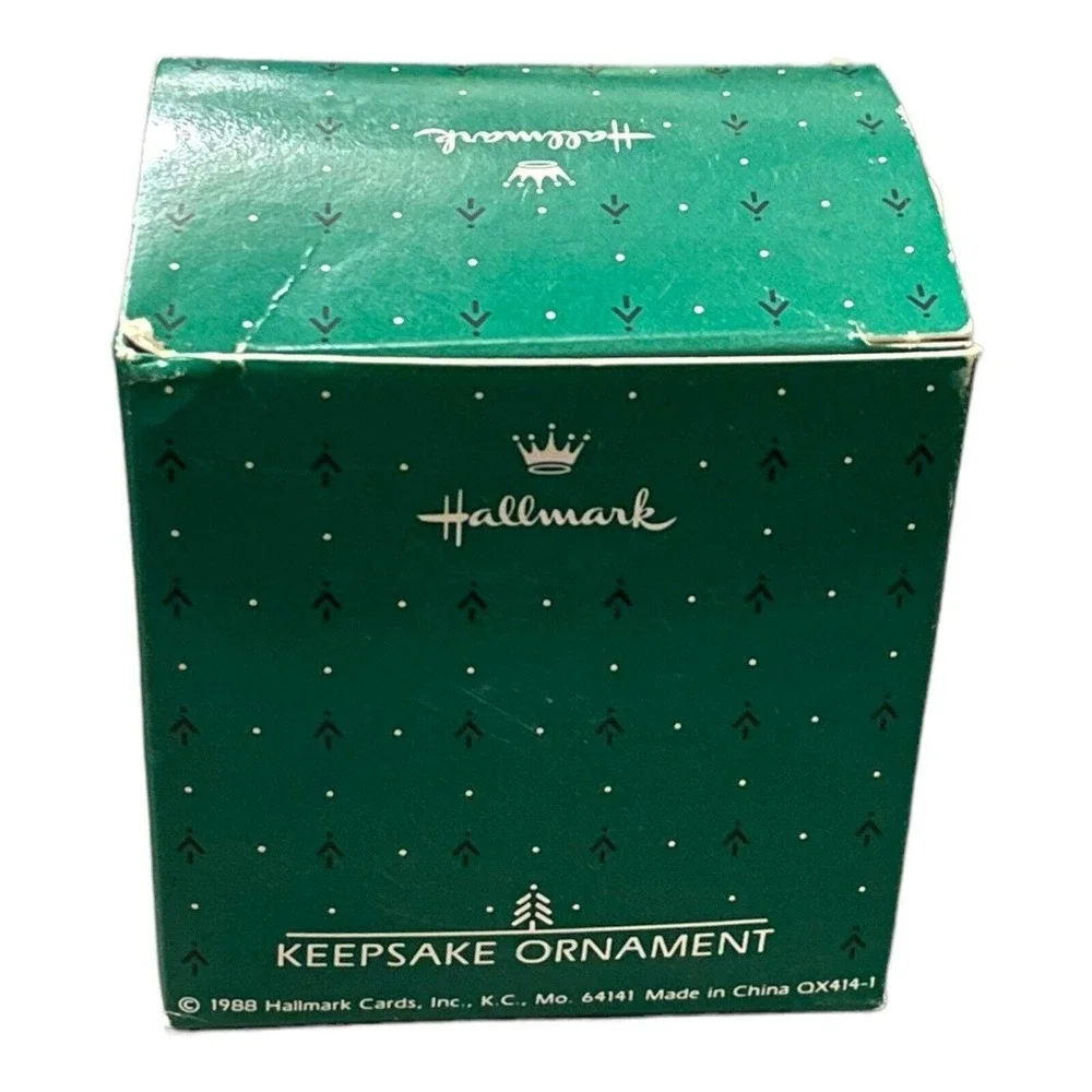 Hallmark Keepsake Dad Ornament Handcrafted With Box 1988 Polar Bear‎
